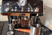 DeLonghi La Specialista Espresso Machine - LIKE NEW