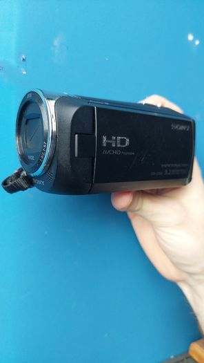 Sony HDR-CX240 HD Video Camera Camcorder