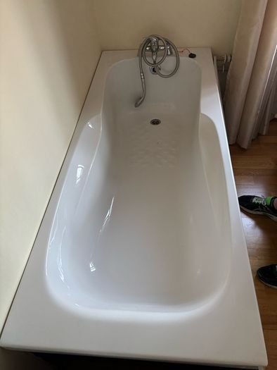 Bath and side/end wall