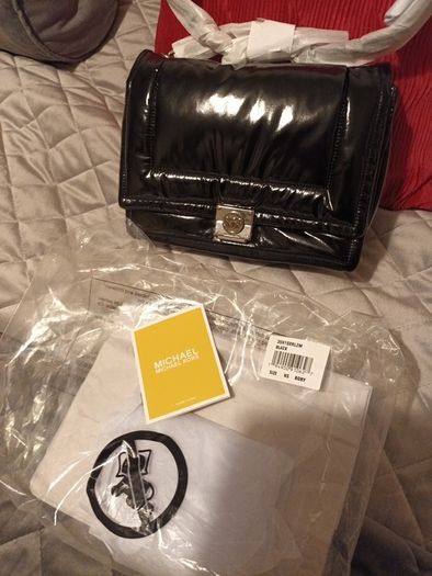 Genuine brand new with tags and packaging michael kors