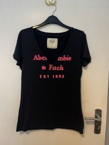 Abercrombie & Fitch ladies t-shirt Size L