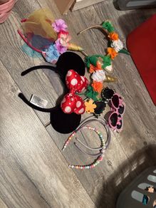 Kids hair bands & sunglasses