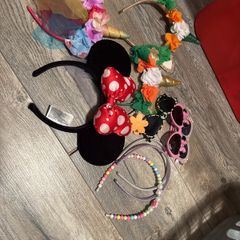 Kids hair bands & sunglasses