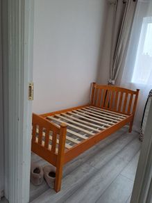 single bed