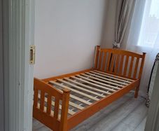 single bed