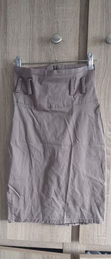 Khaki high waisted skirt with zip  size xs made in Italy