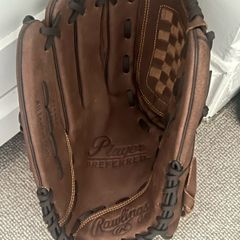 Baseball/Softball new left-hand glove