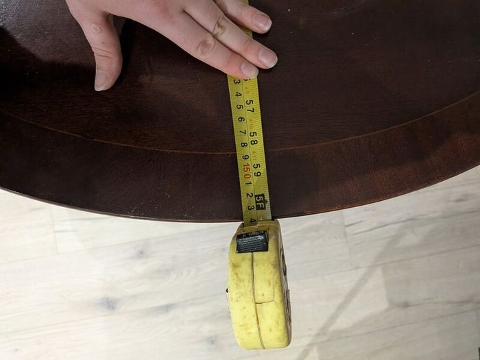 Veneer extendable Table