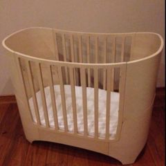 Leander cot bed plus junior extension