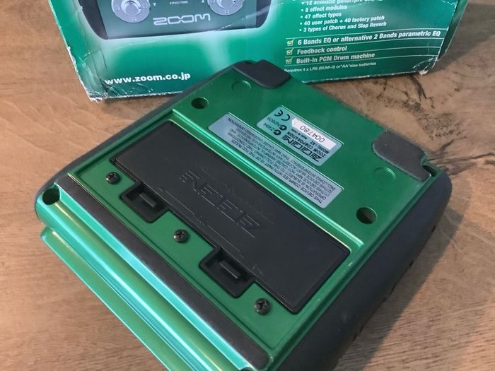 Zoom A2 acoustic guitar multi-effects processor pedal