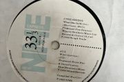 vinyl 7" single. NME EP 1985. The Smiths. U2. Cocteau Twins. Bronski Beat