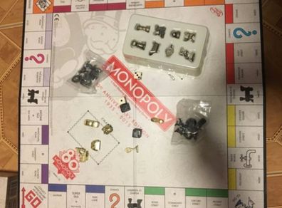 BRAND NEW MONOPOLY limited 80th edition