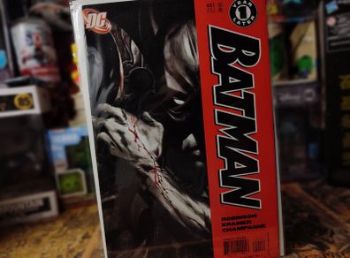 Batman ! Issue #651 ! Second Printing Variant Cover ! Death of Magpie ! 2006 ! by DC Comics !
