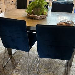 velvet blue chairs 4x