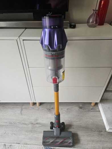 Laresar battery vaccum