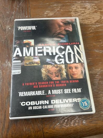 American Gun - 2002 (James Coburn)