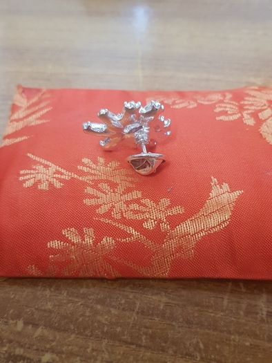 Brooch
