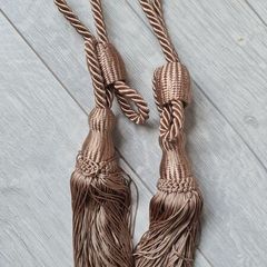 tie backs
