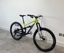 Polygon Suski D7