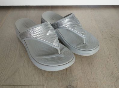 Crocs Sandals - Size 4 - 4.5