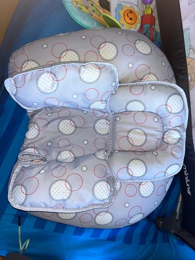 Baby seat,kick mat and activity toy