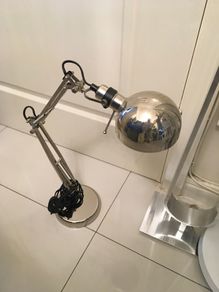 Table lamp