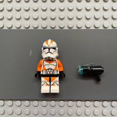 lego Star Wars sw0522 Clone Trooper, 212th Attack Battalion (Phase 2) minifigure- Orange Arms, Dirt Stains, Scowl