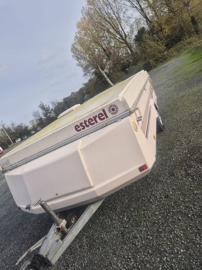 Esterel folding caravan