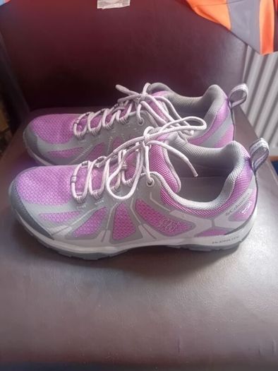 Columbia OutDry Shoes UK 6  Great Condition