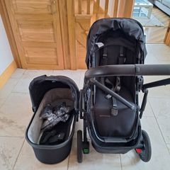 Uppababy Vista V2 Pushchair & Carrycot