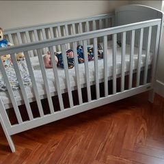 Mama and papas Dover Adjustable Height Cot to Toddler Bed - Cool Grey
