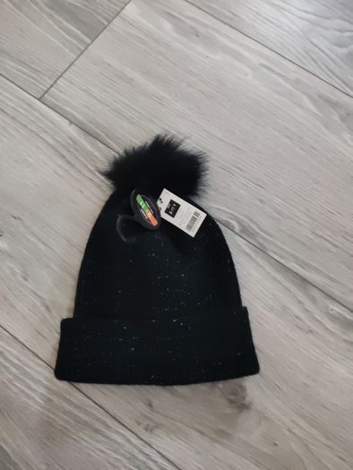 BNWT Older Girl Winter hat