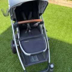 UPPAbaby Vista V2 + Bassinet + Winter Cover