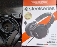 SteelSeries Artics 1 Headphones