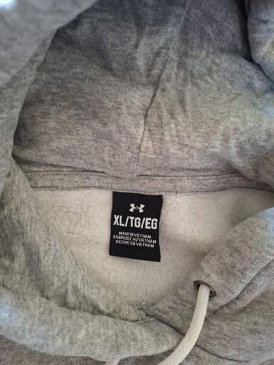 hoodie- under armour