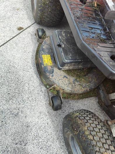 ride on lawnmower