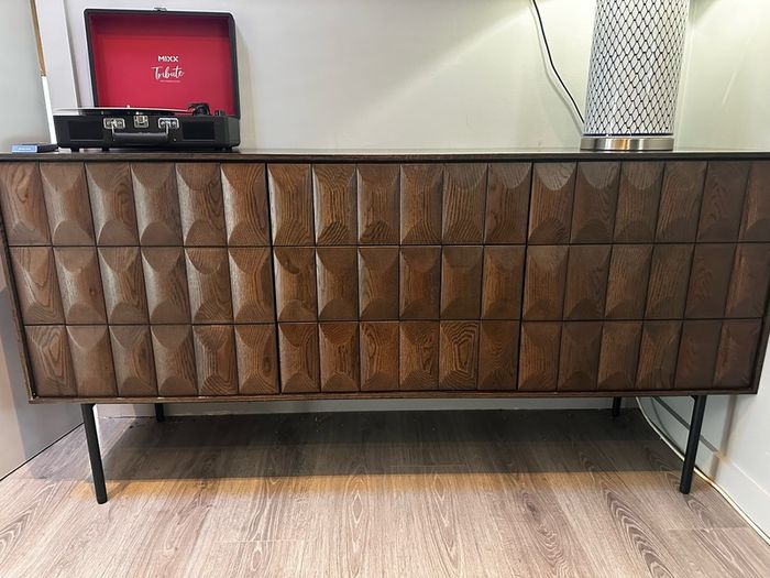 side board