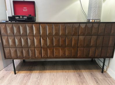side board