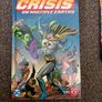 crisis on infinite earths box set Image 5