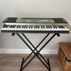 Casio LK-215 61 key touch response keyboard
