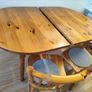 kitchen table and chair Image 2