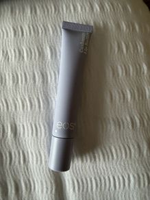 EOS cashmere lip butter brand new