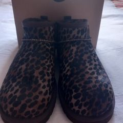 Ugg