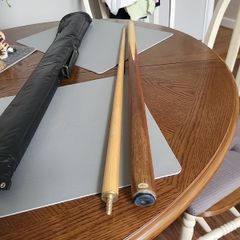 Snooker cue 2 piece