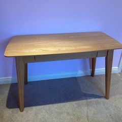 Table & chair