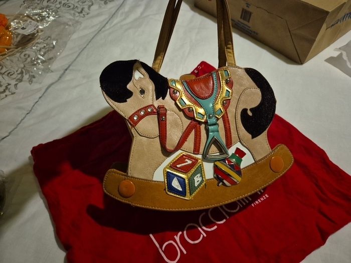 Collectible bag