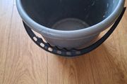 Bucket