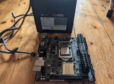Asus H110I-PLUS Motherboard with Intel i5-6500 and Corsair VS450