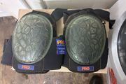 Hard shell turtle back knee pads