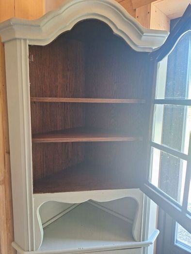 Corner unit